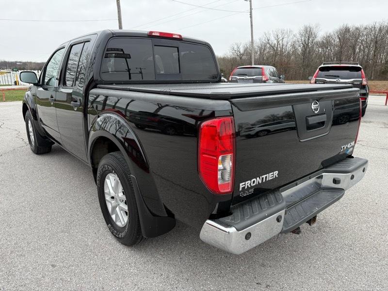 Nissan Frontier Crew Cab 4x4 SV V6 Auto 2018