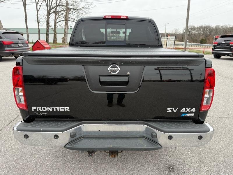 Nissan Frontier Crew Cab 4x4 SV V6 Auto 2018