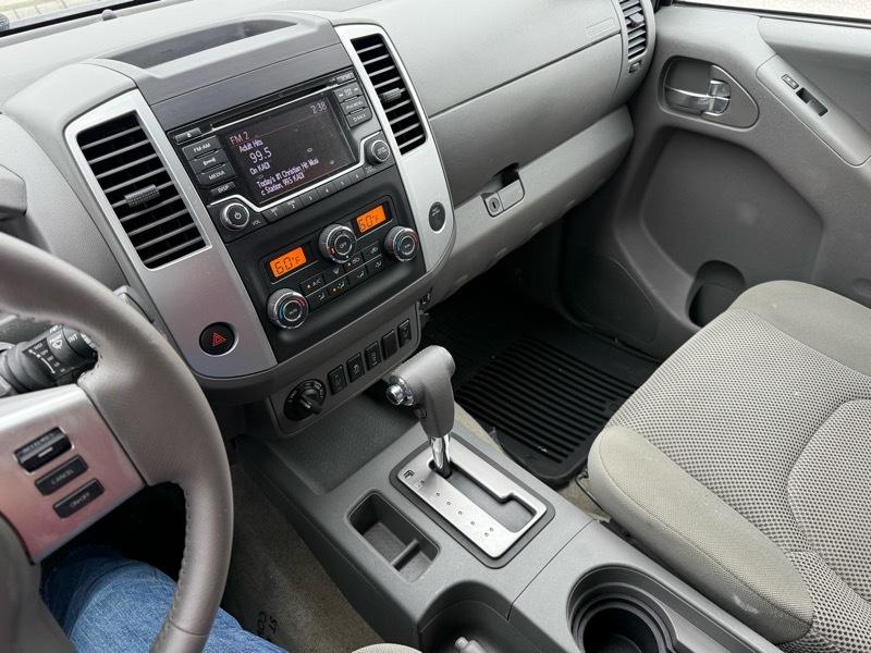 Nissan Frontier Crew Cab 4x4 SV V6 Auto 2018