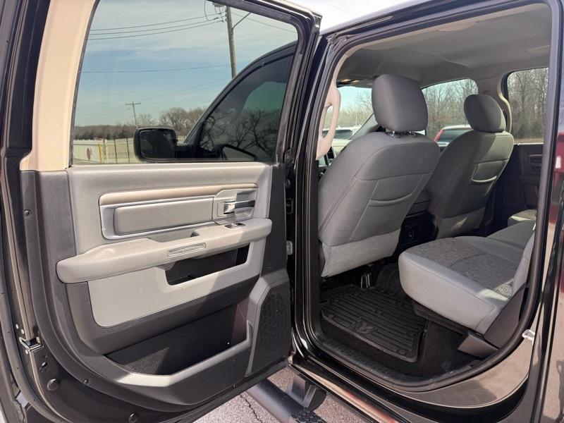 RAM 2500 4WD Crew Cab 149" Big Horn 2016