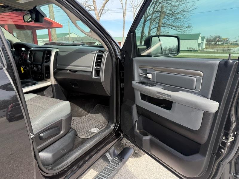 RAM 2500 4WD Crew Cab 149" Big Horn 2016