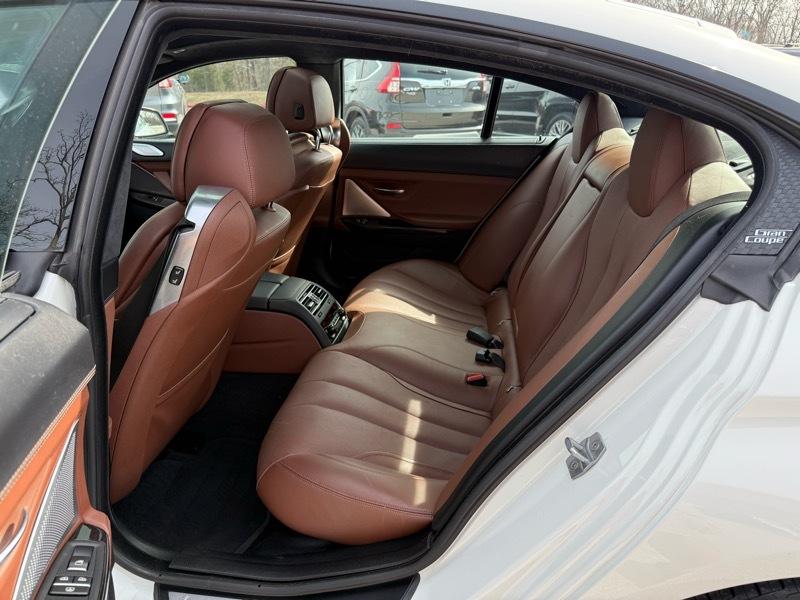 BMW 6 Series 4dr Sdn 640i xDrive AWD Gran Coupe 2014
