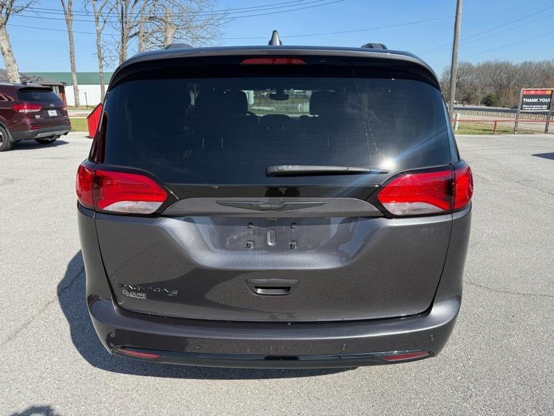 Chrysler Pacifica Touring L Plus FWD 2020