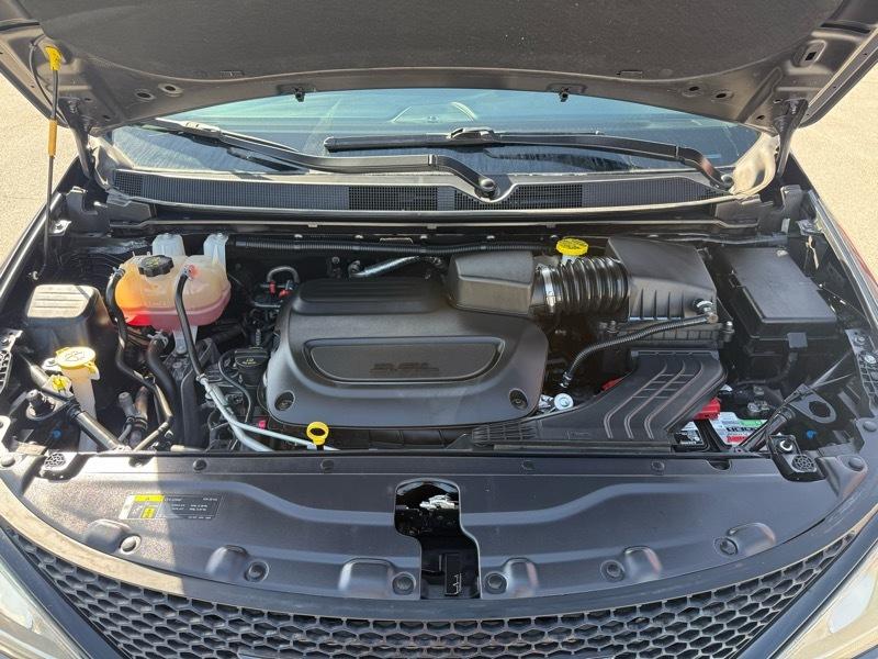 Chrysler Pacifica Touring L Plus FWD 2020