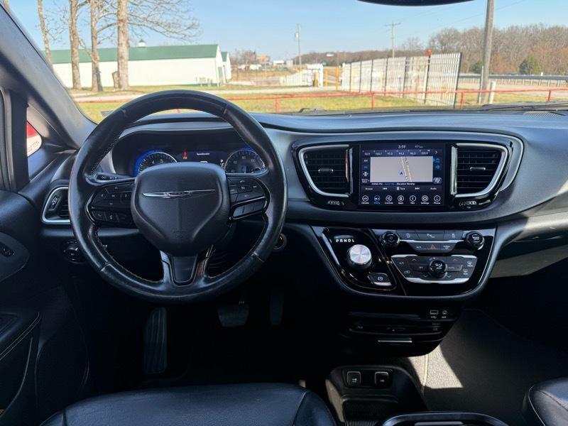 Chrysler Pacifica Touring L Plus FWD 2020