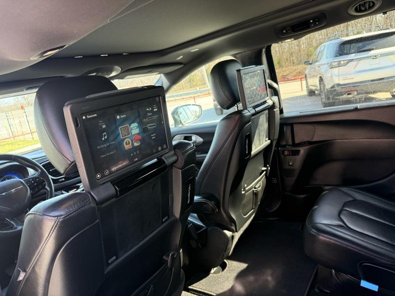 Chrysler Pacifica Touring L Plus FWD 2020