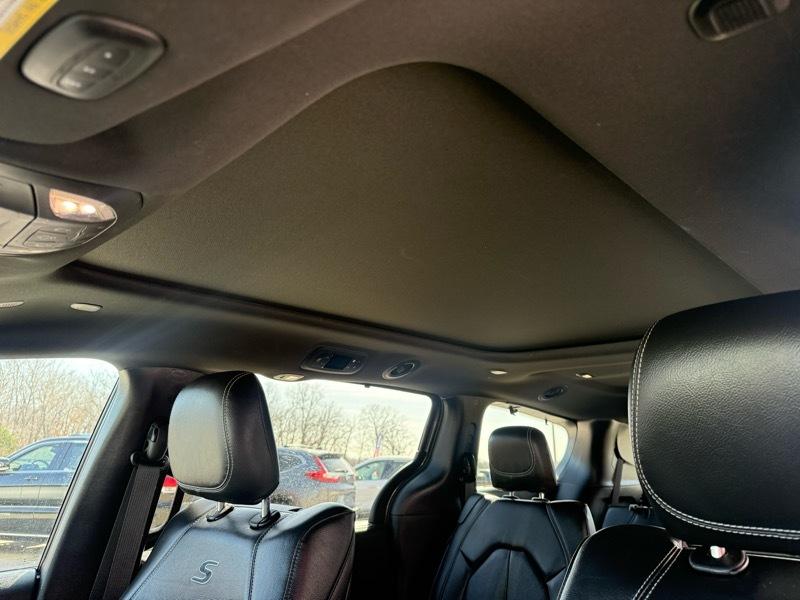 Chrysler Pacifica Touring L Plus FWD 2020