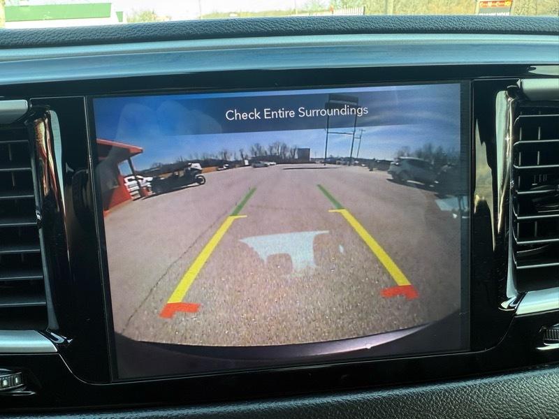 Chrysler Pacifica Touring L Plus FWD 2020