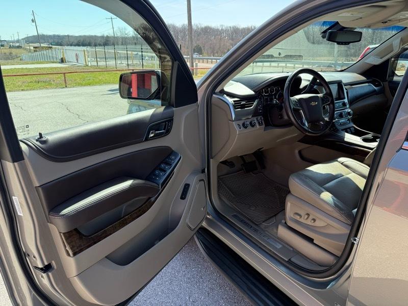 Chevrolet Tahoe 4WD 4dr LT 2019