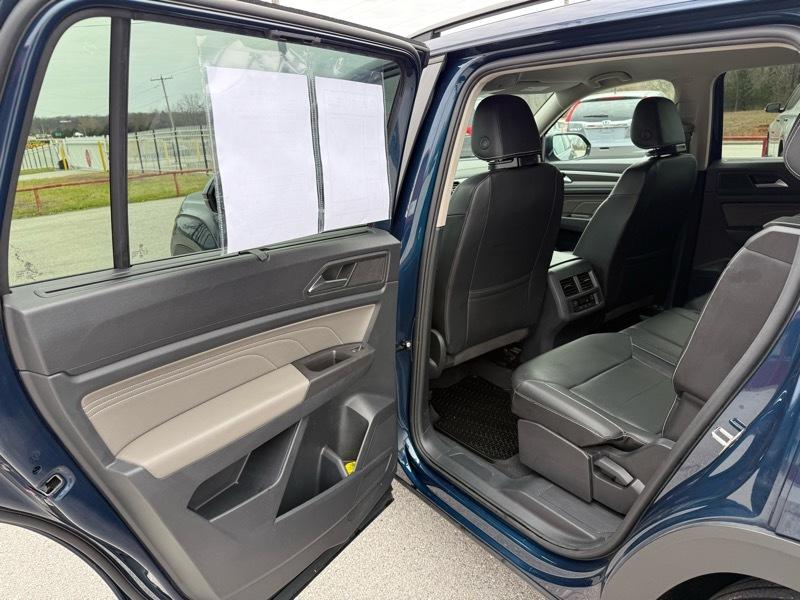 Volkswagen Atlas 3.6L V6 SE w/Technology FWD 2022