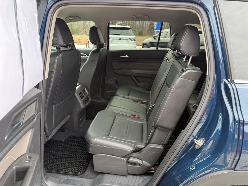 Volkswagen Atlas 3.6L V6 SE w/Technology FWD 2022