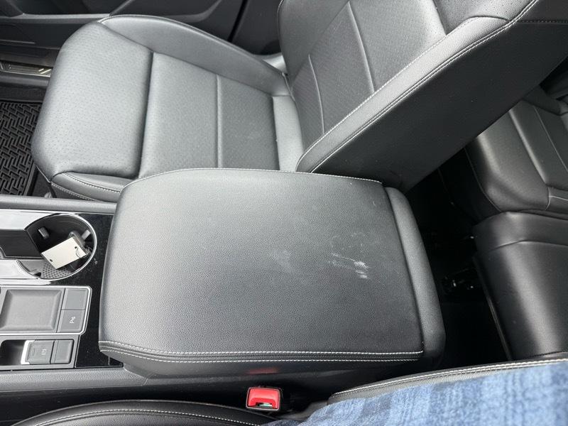 Volkswagen Atlas 3.6L V6 SE w/Technology FWD 2022