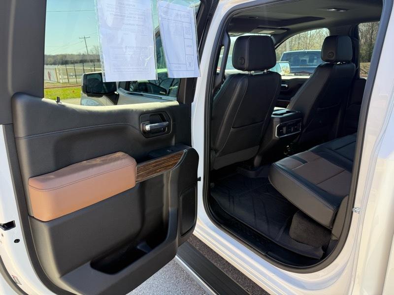Chevrolet Silverado 1500 LTD 4WD Crew Cab 147" High Country 2022