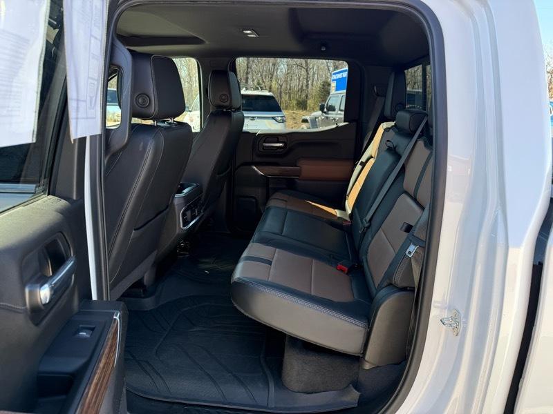 Chevrolet Silverado 1500 LTD 4WD Crew Cab 147" High Country 2022