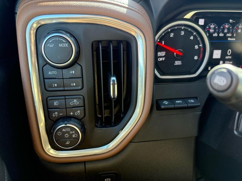 Chevrolet Silverado 1500 LTD 4WD Crew Cab 147" High Country 2022