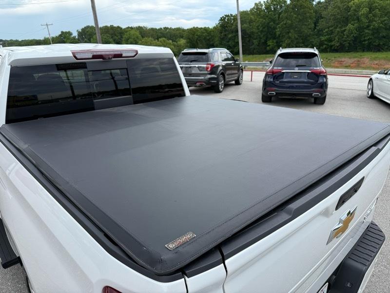 Chevrolet Silverado 1500 LTD 4WD Crew Cab 147" High Country 2022