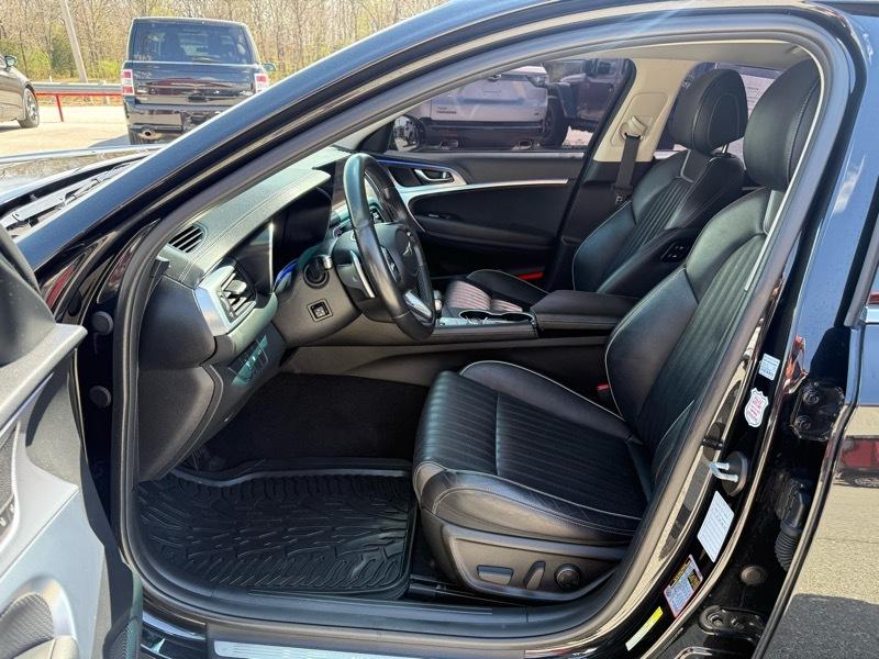 Genesis G70 3.3T RWD 2022