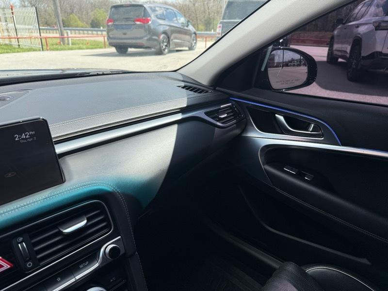 Genesis G70 3.3T RWD 2022