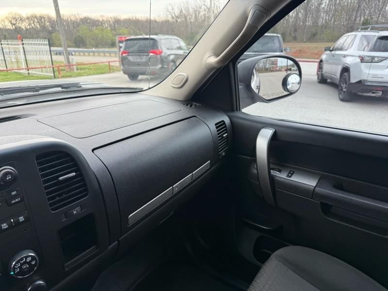 Chevrolet Silverado 2500HD 4WD Crew Cab 167.7" LT 2014