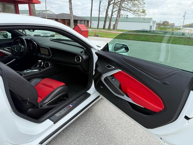 Chevrolet Camaro 2dr Cpe 3LT 2019