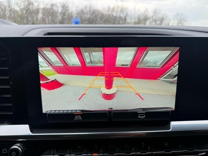 GMC Sierra 1500 4WD Crew Cab 147" SLE 2022