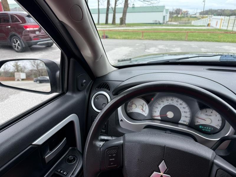 Mitsubishi Raider 2WD Double Cab Auto LS 2008