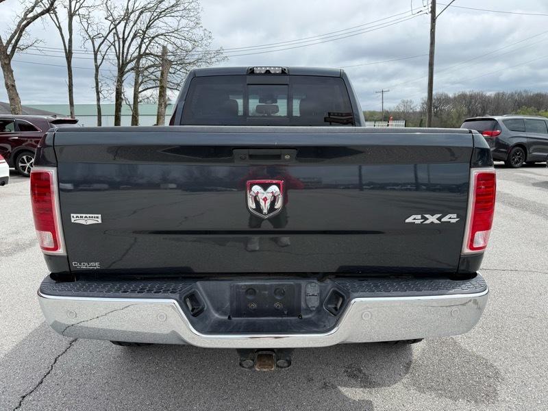 RAM 3500 Laramie 4x4 Crew Cab 6'4" Box 2017