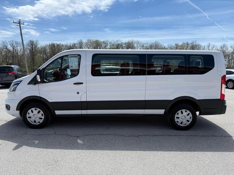 Ford Transit Passenger Wagon T-350 148" Low Roof XLT RWD 2023