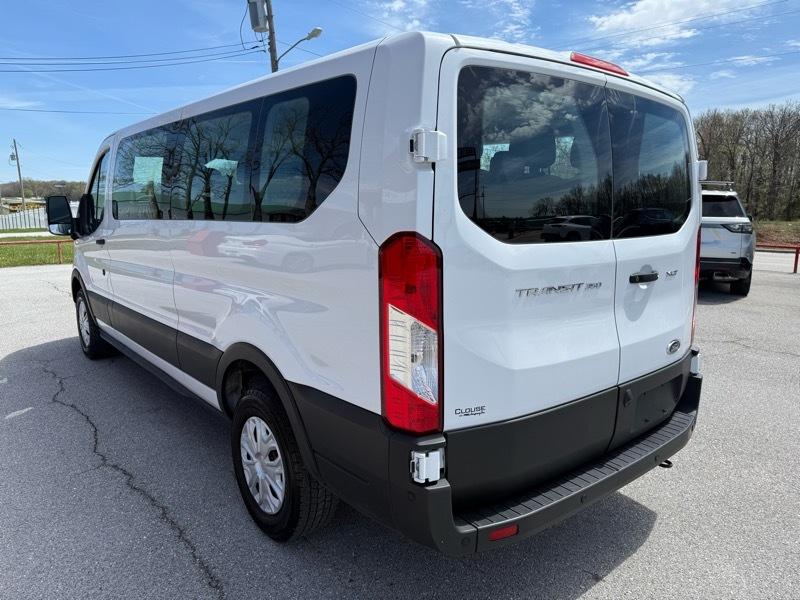 Ford Transit Passenger Wagon T-350 148" Low Roof XLT RWD 2023