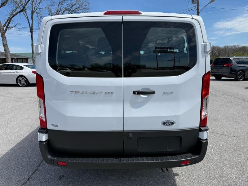 Ford Transit Passenger Wagon T-350 148" Low Roof XLT RWD 2023