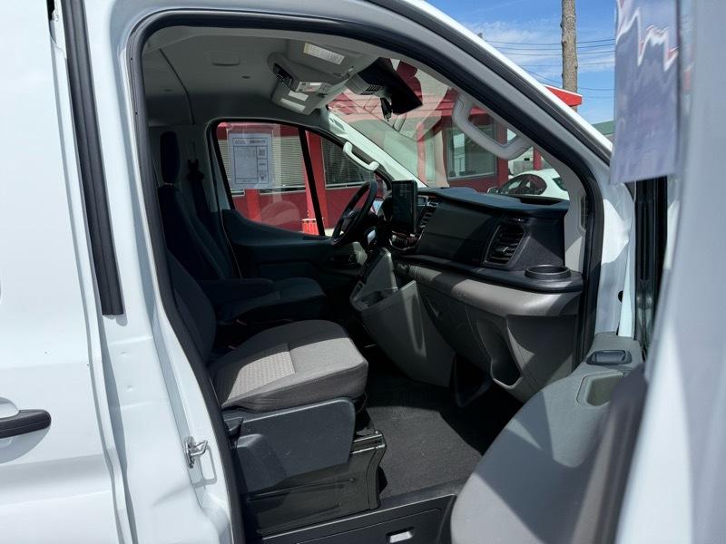 Ford Transit Passenger Wagon T-350 148" Low Roof XLT RWD 2023