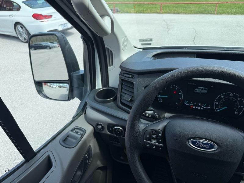 Ford Transit Passenger Wagon T-350 148" Low Roof XLT RWD 2023