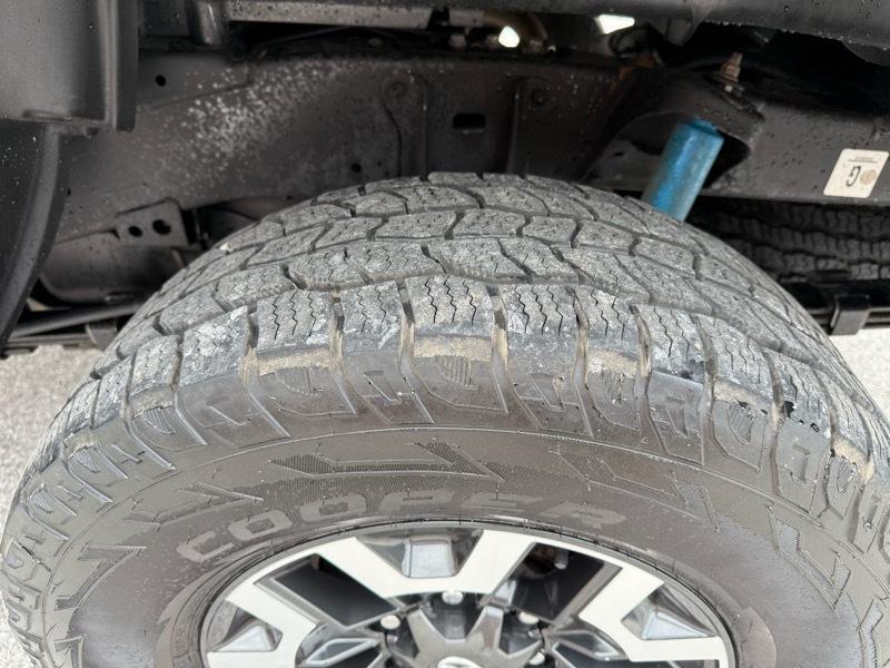 Toyota Tacoma 4WD TRD Off Road Double Cab 5' Bed V6 MT (Natl) 2019