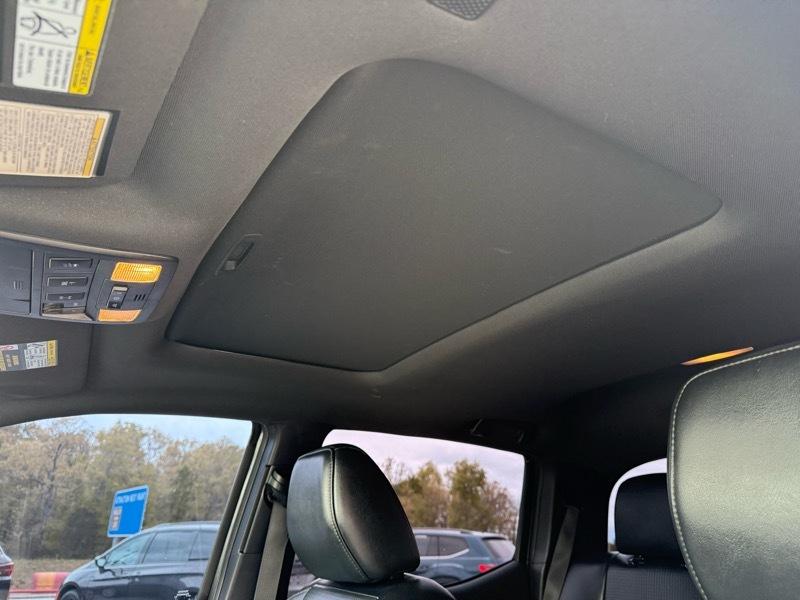 Toyota Tacoma 4WD TRD Off Road Double Cab 5' Bed V6 MT (Natl) 2019