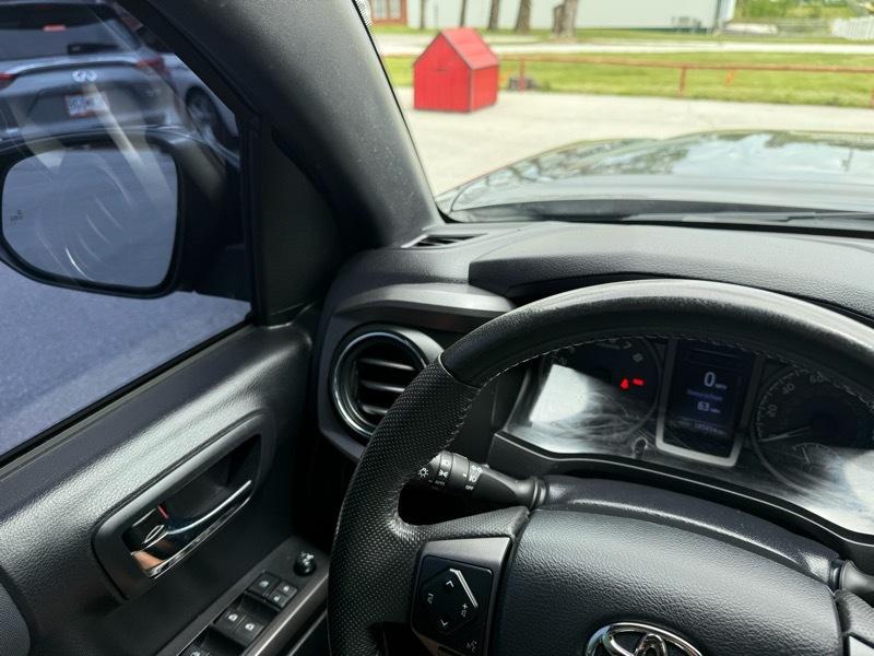 Toyota Tacoma 4WD TRD Off Road Double Cab 5' Bed V6 MT (Natl) 2019