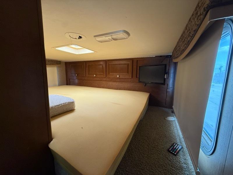 Ford Super Duty F-53 Motorhome Stripped Chassis 158" DRW 2015