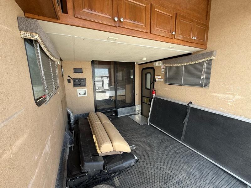 Ford Super Duty F-53 Motorhome Stripped Chassis 158" DRW 2015