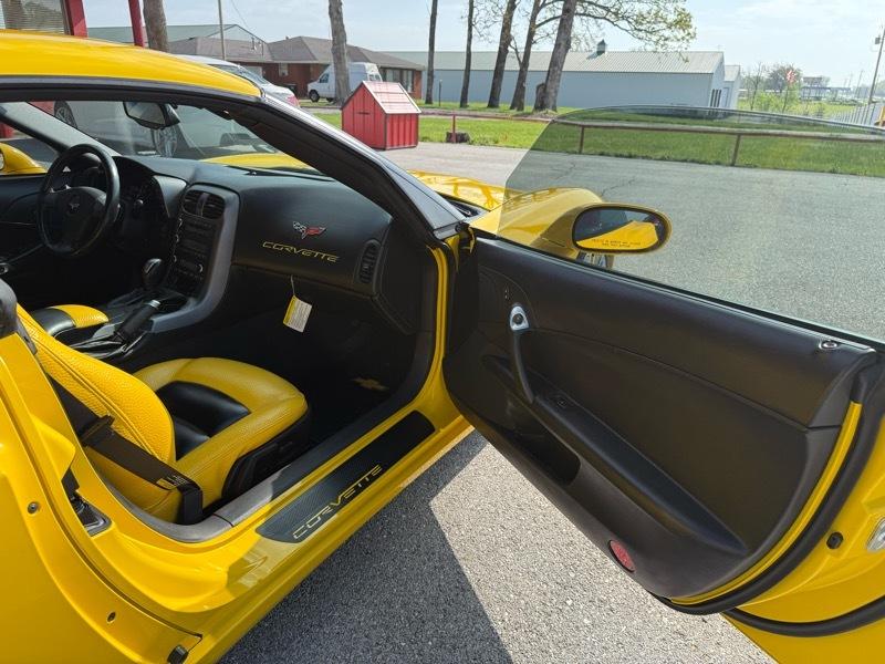 Chevrolet Corvette 2dr Cpe 2006