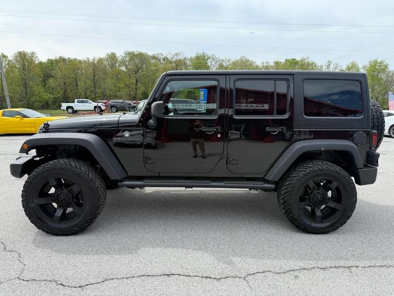 Jeep Wrangler Unlimited 4WD 4dr Sport 2016