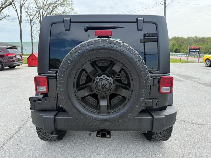 Jeep Wrangler Unlimited 4WD 4dr Sport 2016