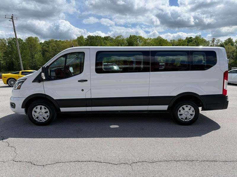 Ford Transit Passenger Wagon T-350 148" Low Roof XLT RWD 2023