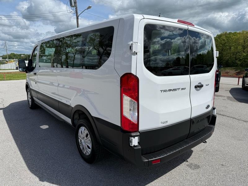 Ford Transit Passenger Wagon T-350 148" Low Roof XLT RWD 2023