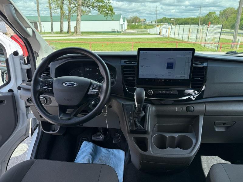 Ford Transit Passenger Wagon T-350 148" Low Roof XLT RWD 2023