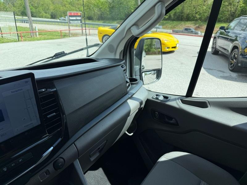 Ford Transit Passenger Wagon T-350 148" Low Roof XLT RWD 2023