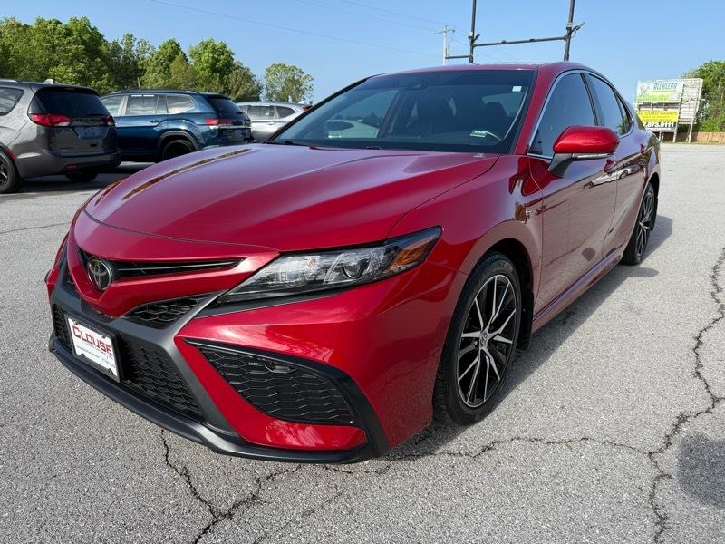 Toyota Camry SE Auto AWD (Natl) 2021