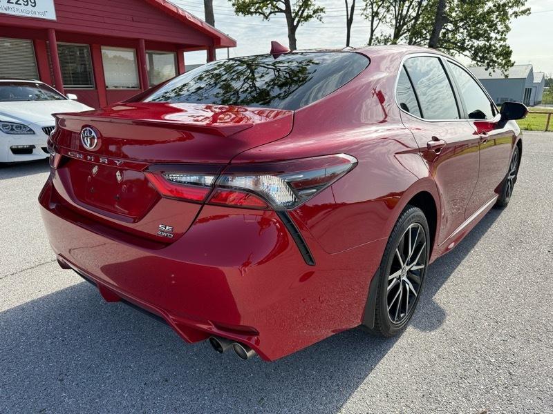 Toyota Camry SE Auto AWD (Natl) 2021