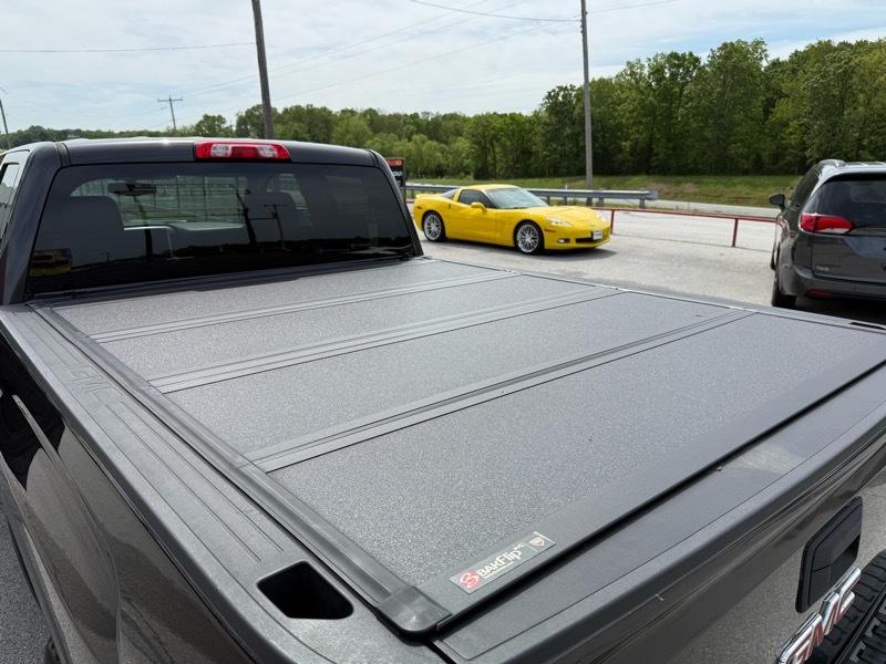 GMC Sierra 1500 4WD Double Cab 143.5" SLE 2015