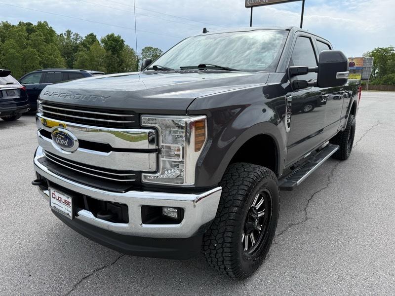 Ford Super Duty F-250 SRW Lariat 4WD Crew Cab 6.75' Box 2019