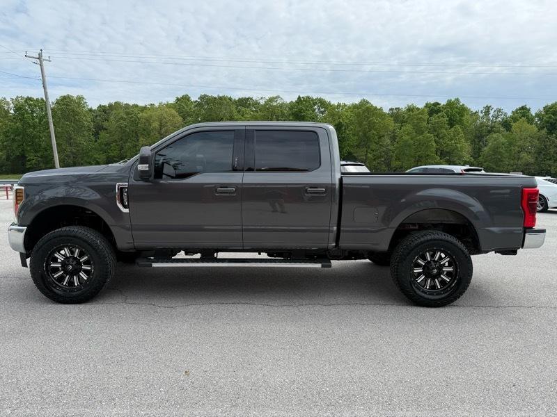Ford Super Duty F-250 SRW Lariat 4WD Crew Cab 6.75' Box 2019