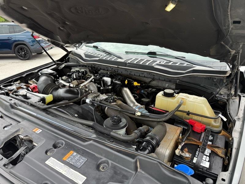 Ford Super Duty F-250 SRW Lariat 4WD Crew Cab 6.75' Box 2019